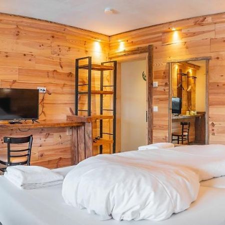 Hostel - Ron'S Guesthouse اوبرستدورف المظهر الخارجي الصورة