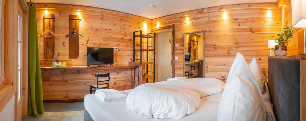 Hostel - Ron'S Guesthouse اوبرستدورف المظهر الخارجي الصورة