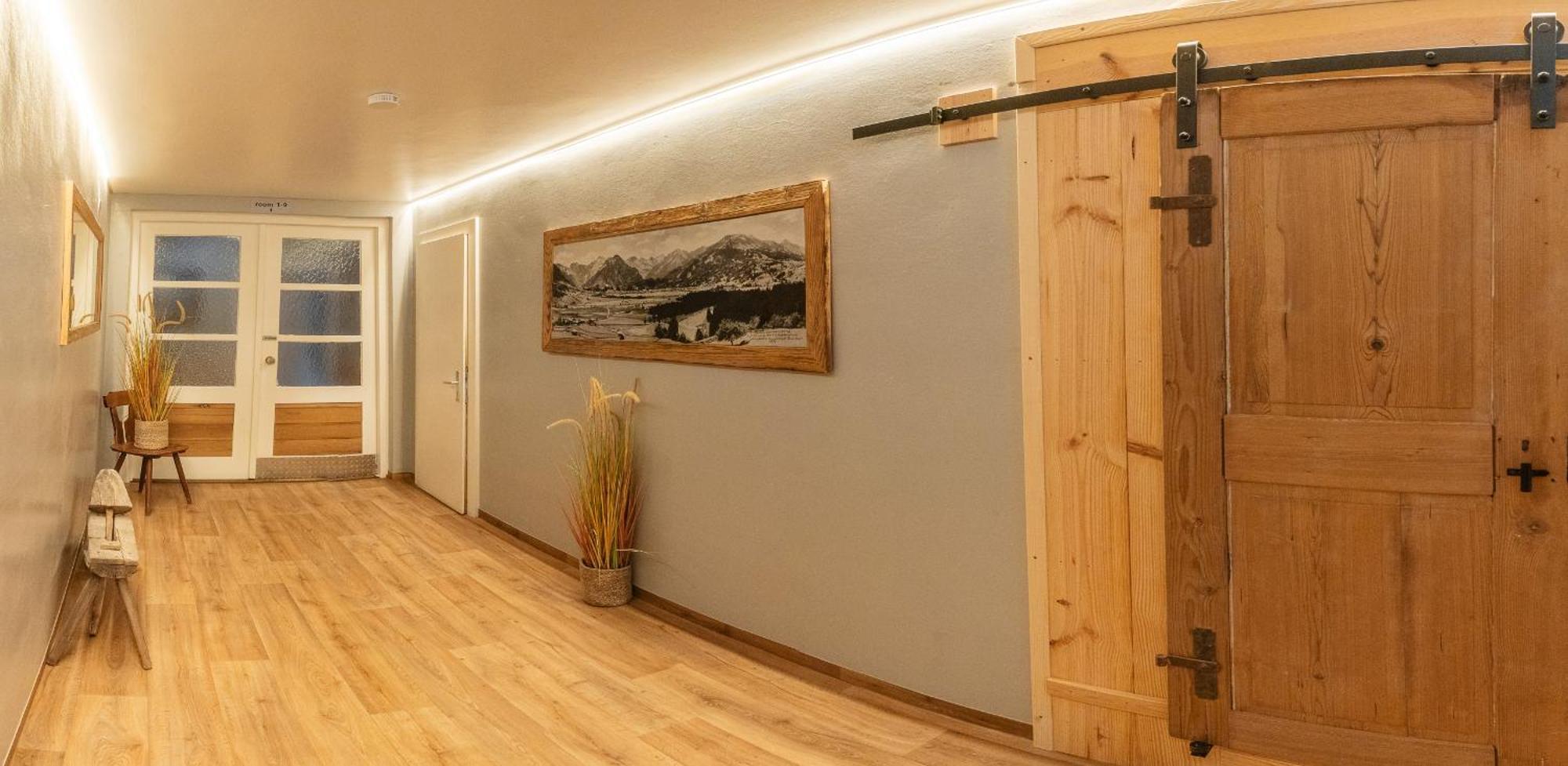 Hostel - Ron'S Guesthouse اوبرستدورف المظهر الخارجي الصورة