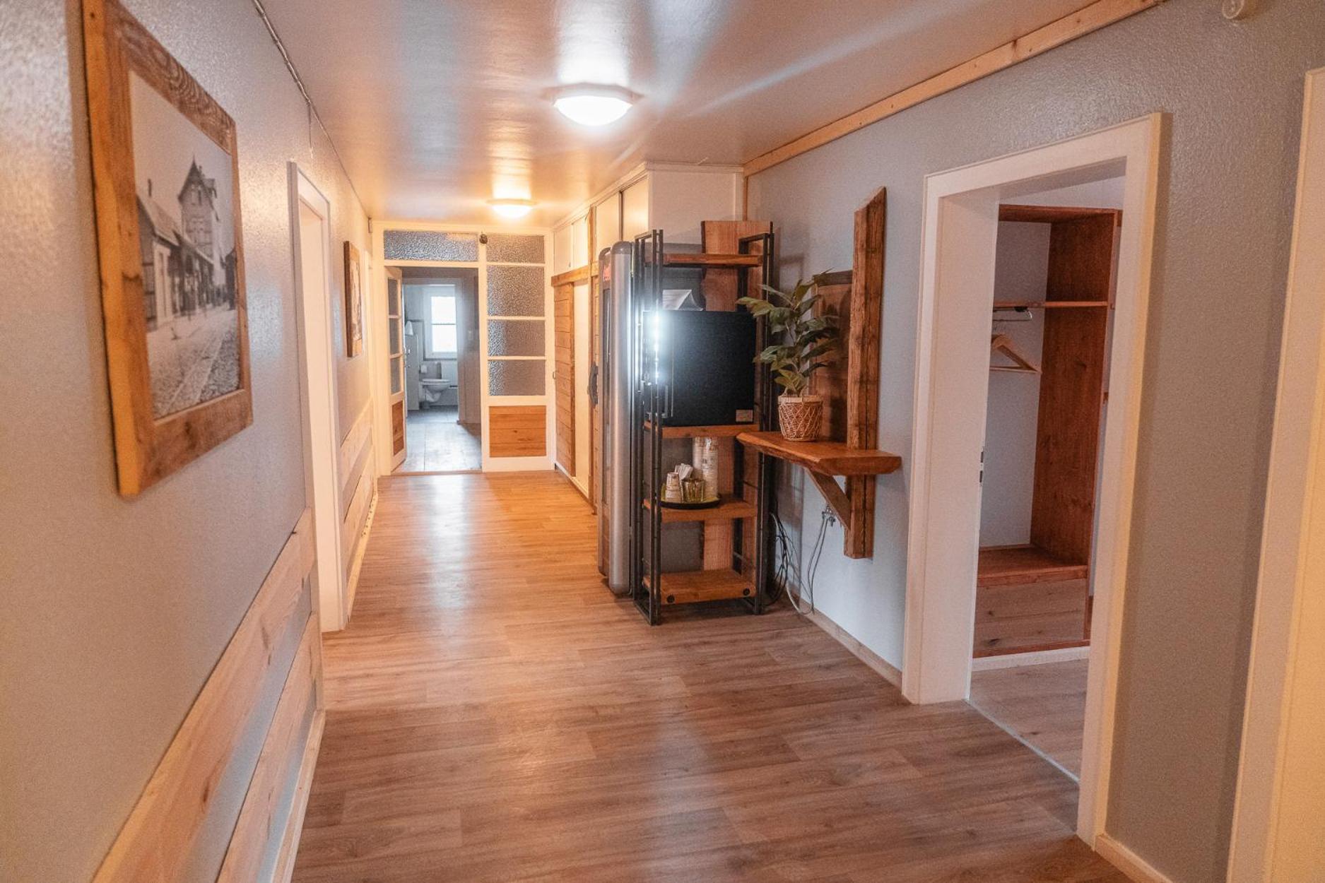 Hostel - Ron'S Guesthouse اوبرستدورف المظهر الخارجي الصورة